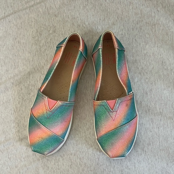 Colorful Toms Girls Shoes - Picture 1 of 5